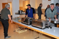 noch rasch die Fassstrasse errichten....