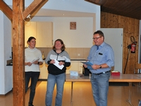 beim Sau- und Umkehrstich wird's komplizierter; es braucht drei