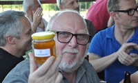 Jogi stemmt noch lieber Honig als Bier