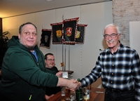 &Uuml;bergabe des 1947er Pokals an den neuen Eigner