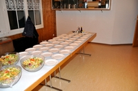 noch sind die Teller leer